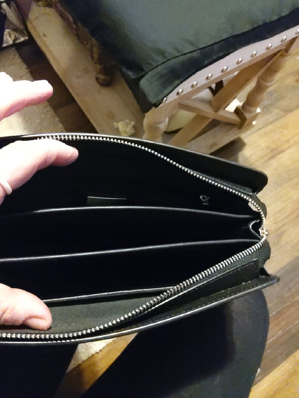 Louis Vuitton Black Leather Zip Pouch with Silver LV Emblem - Picture 4 of 6